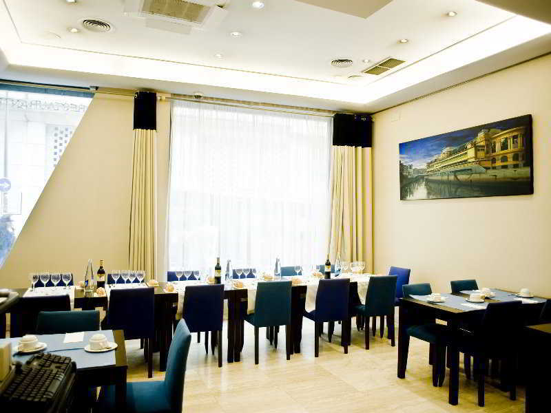 Nh Bilbao Deusto Hotel Restoran foto